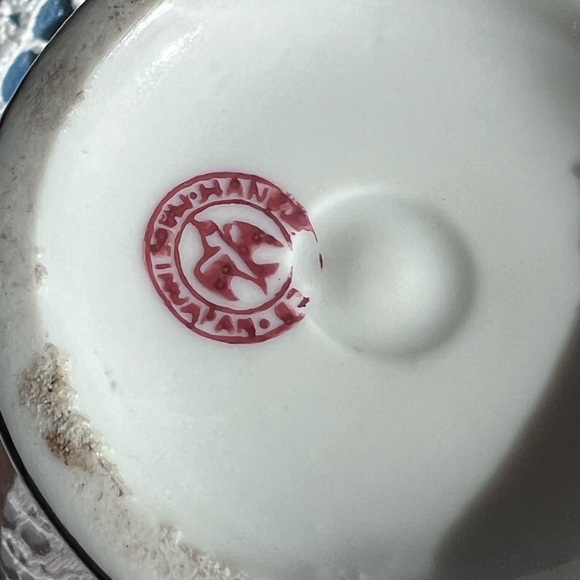 Pair: Pre WWII Handpainted Japan Parrot Lusterware 5.5" vases - Picture 11 of 11